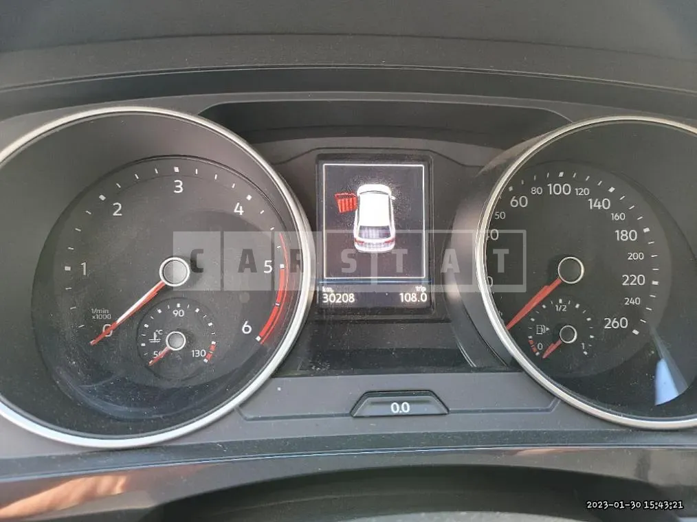 Photo 2 of 10: 2018 Volkswagen Tiguan 2.0 TDI, VIN WVGZZZ5NZJW964281 — Korean insurance auction