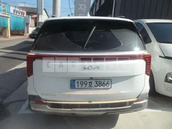 Photo 2 of 19: 2025 Kia Carnival, VIN KNANC81BBSS512058 — Korean insurance auction