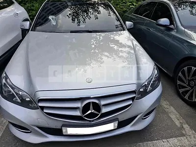 Photo 1 of 15: 2015 Mercedes-Benz E250 BlueTec 4Matic, VIN WDDHF9HB7GB261738 — Korean insurance auction
