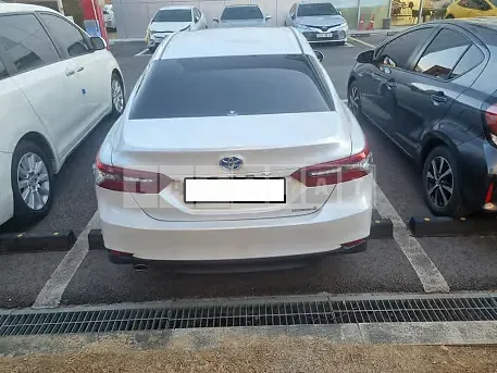 Photo 2 of 14: 2022 Toyota Camry Hybrid, VIN JTNBA1HK0N3019022 — Korean insurance auction