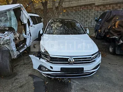 Photo 1 of 13: 2021 Volkswagen The Passat GT 2.0 TDI — Korean insurance auction