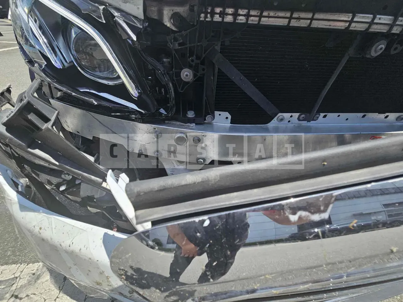Photo 2 of 36: 2019 Mercedes-Benz E220d 4Matic, VIN WDDZF0FB8KA695166 — Korean insurance auction