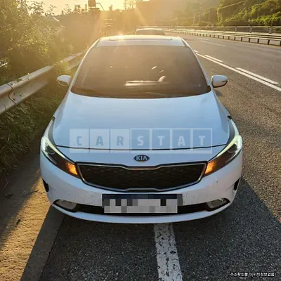 Photo 1 of 7: 2016 Kia K3 1.6 (Diesel) — Korean insurance auction