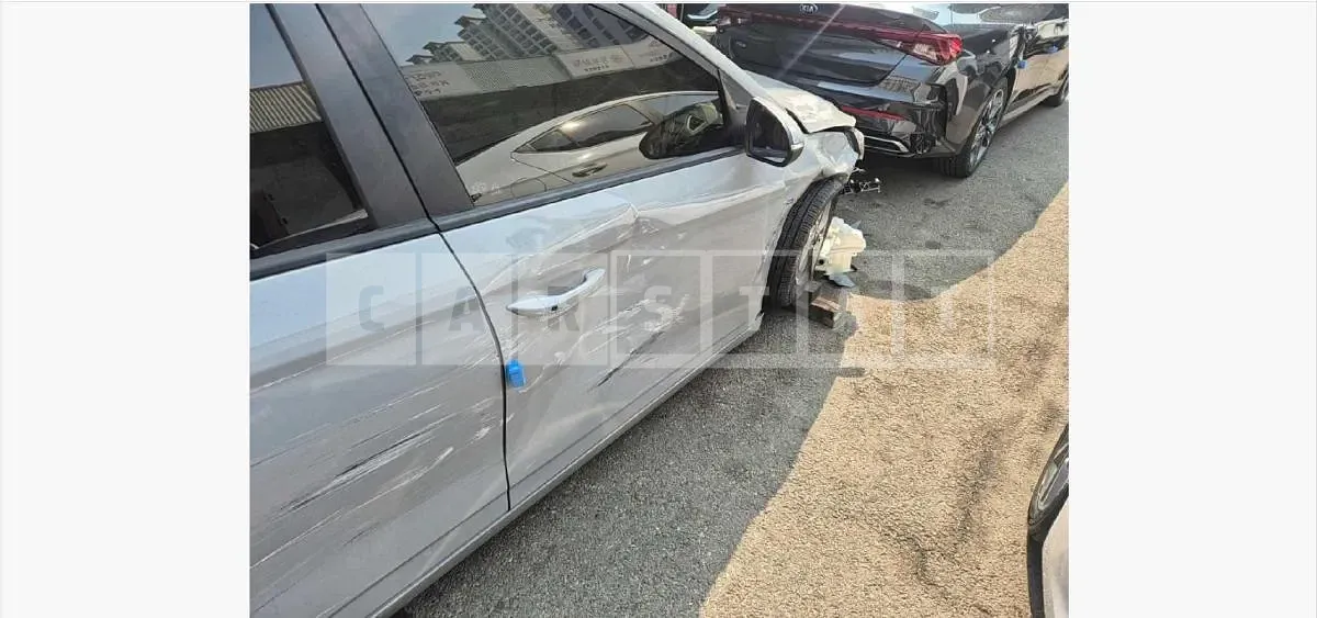 Photo 2 of 11: 2020 Hyundai IONIQ Hybrid — Korean insurance auction