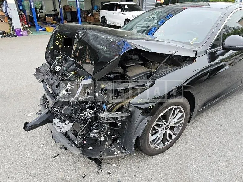 Photo 2 of 21: 2020 Kia K5, VIN KNAG741BBLA012879 — Korean insurance auction