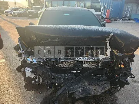 Photo 2 of 33: 2023 Kia K5 — Korean insurance auction