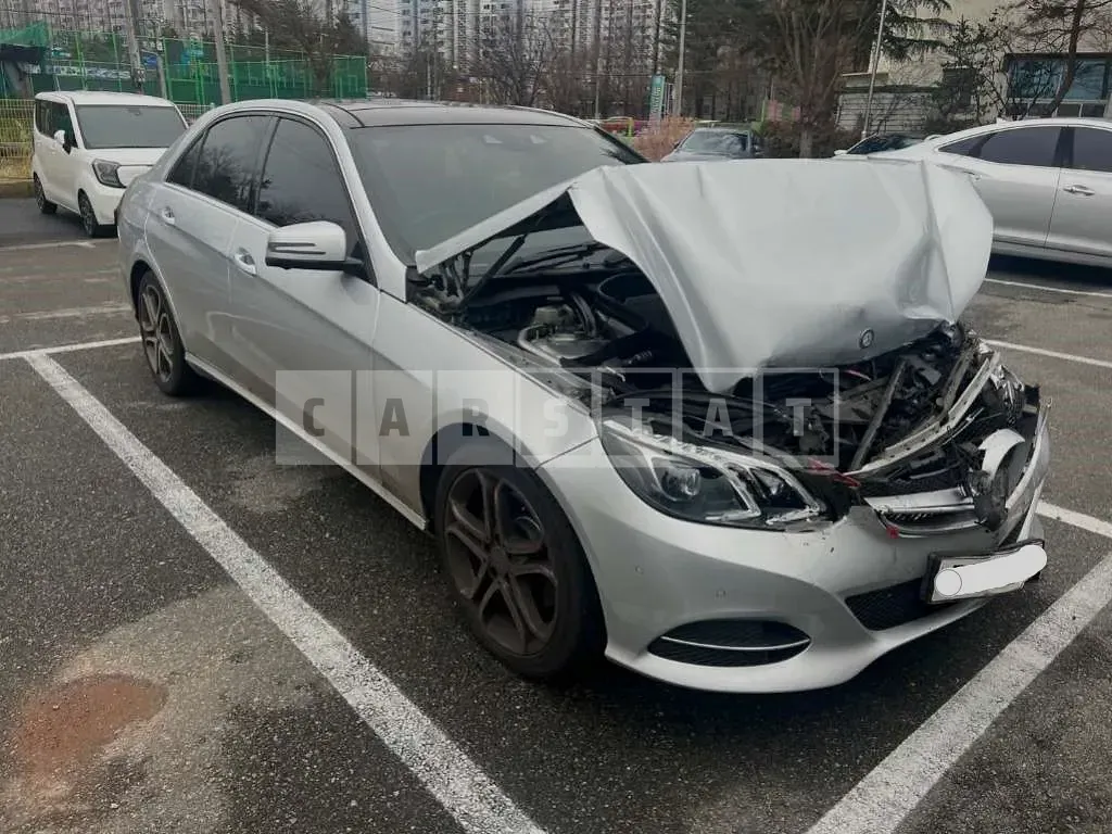 Photo 2 of 9: 2016 Mercedes-Benz E250 BlueTec 4Matic, VIN WDDHF9HB0GB314036 — Korean insurance auction