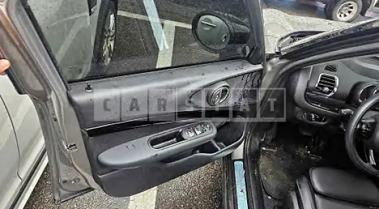 Photo 2 of 15: 2020 MINI Cooper Clubman — Korean insurance auction