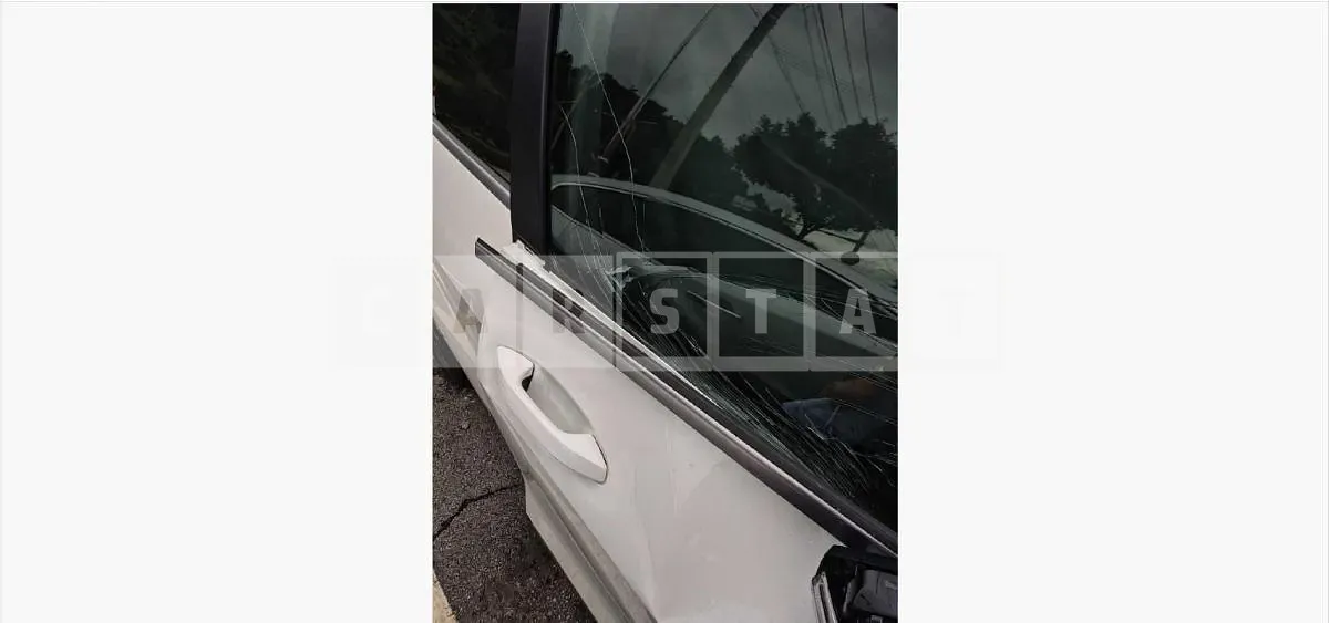Photo 2 of 37: 2023 Kia Sportage Hybrid — Korean insurance auction
