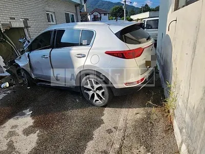 Photo 1 of 13: 2016 Kia Sportage 2.0, VIN KNAPR813BGK014604 — Korean insurance auction