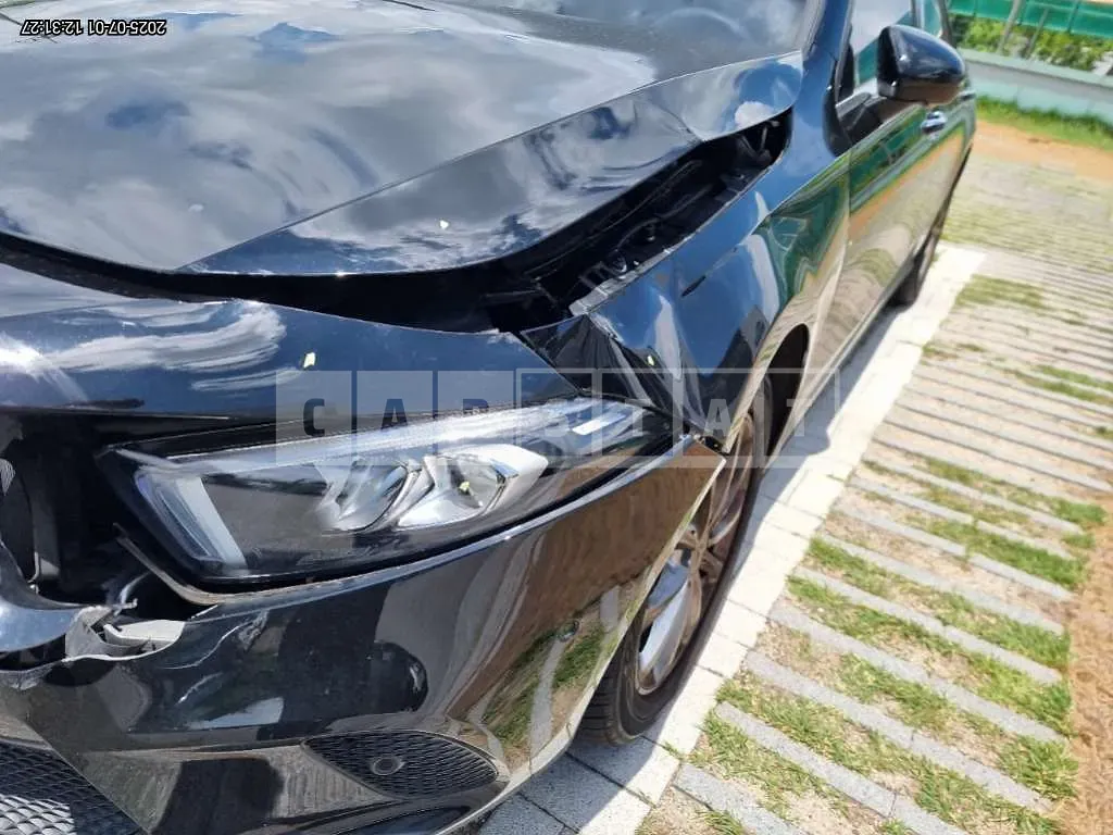 Photo 2 of 12: 2020 Mercedes-Benz A220 Sedan — Korean insurance auction