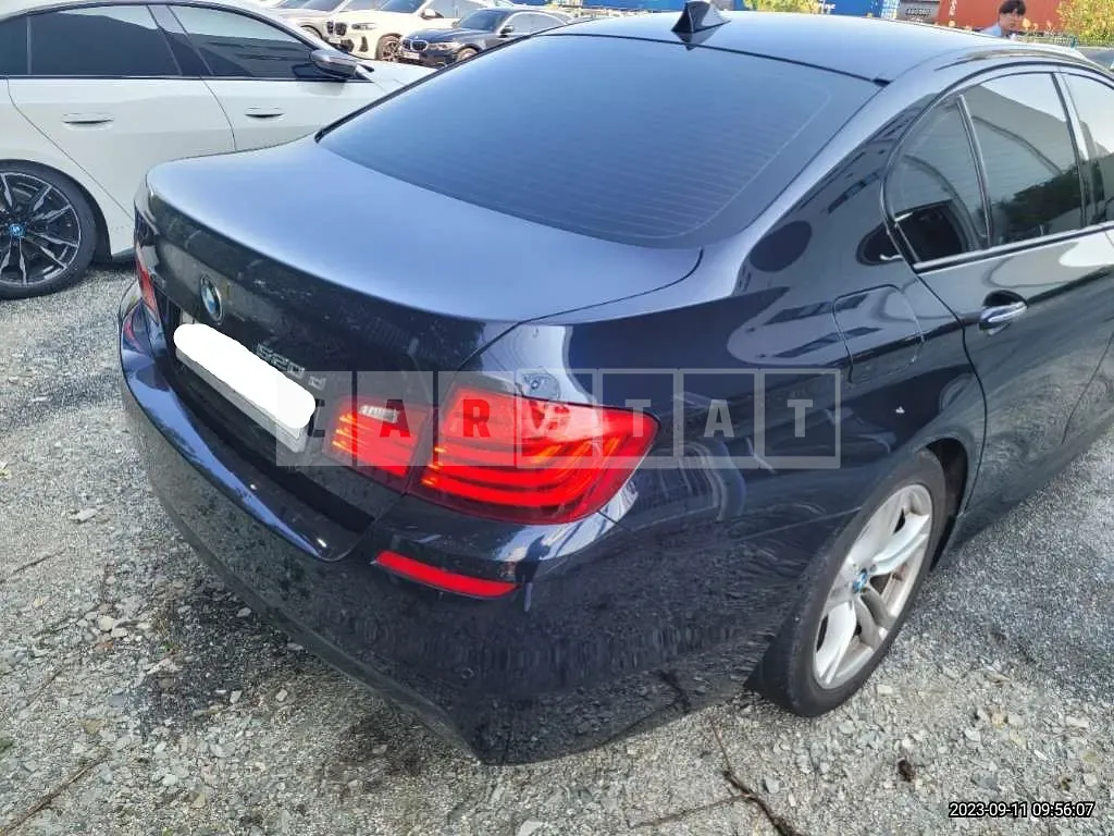 Photo 2 of 13: 2016 BMW 520d xDrive, VIN WBA5E7105GG567284 — Korean insurance auction