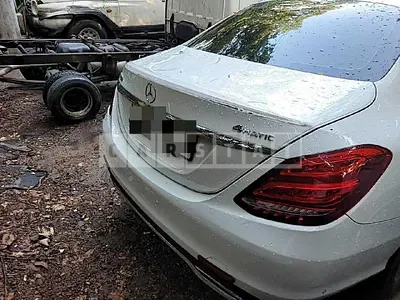 Photo 1 of 39: 2017 Mercedes-Benz C220 d 4Matic, VIN WDDWF0FB7JR316533 — Korean insurance auction