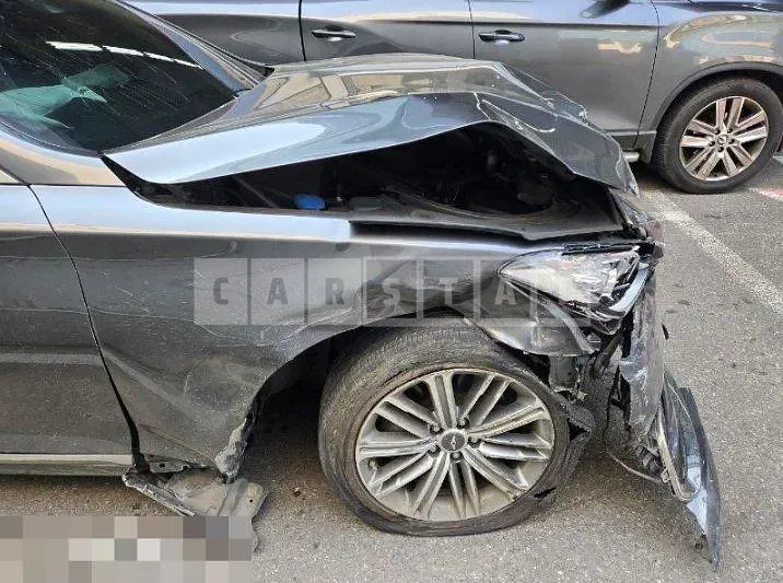 Photo 2 of 9: 2017 Genesis G80 — Korean insurance auction