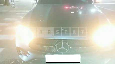 Photo 2 of 17: 2021 Mercedes-Benz E220 d 4Matic, VIN W1KZF0FB2MA877271 — Korean insurance auction