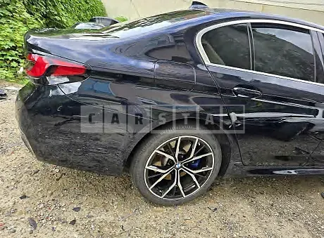 Photo 2 of 50: 2021 BMW 530e — Korean insurance auction