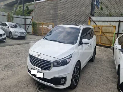 Photo 1 of 9: 2016 Kia Carnival — Korean insurance auction