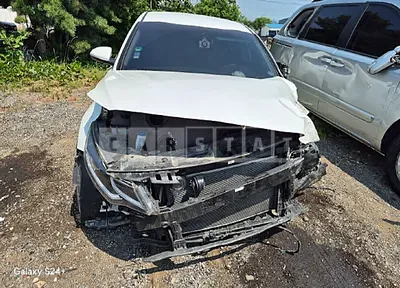 Photo 1 of 10: 2019 Kia K5 — Korean insurance auction