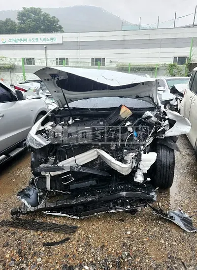 Photo 1 of 10: 2016 Hyundai Tucson — Korean insurance auction