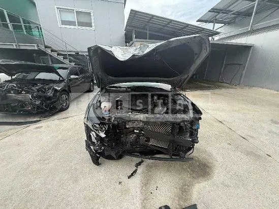 Photo 2 of 27: 2022 Kia K5 — Korean insurance auction