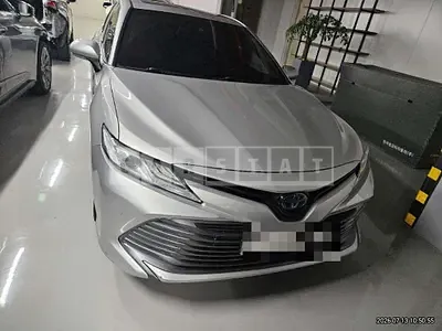 Photo 1 of 26: 2019 Toyota Camry Hybrid — Korean insurance auction