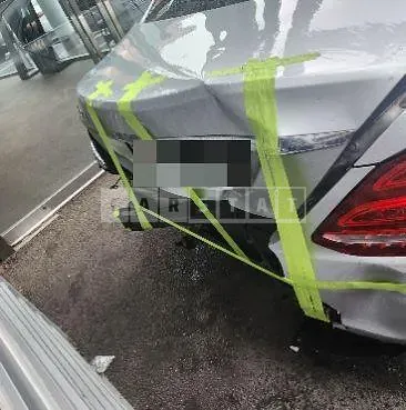 Photo 2 of 14: 2015 Mercedes-Benz C220d, VIN WDDWF0EB9GF220849 — Korean insurance auction
