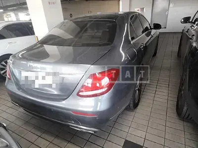Photo 1 of 13: 2016 Mercedes-Benz E300 4Matic — Korean insurance auction