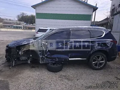 Photo 1 of 5: 2019 Hyundai Santa Fe — Korean insurance auction