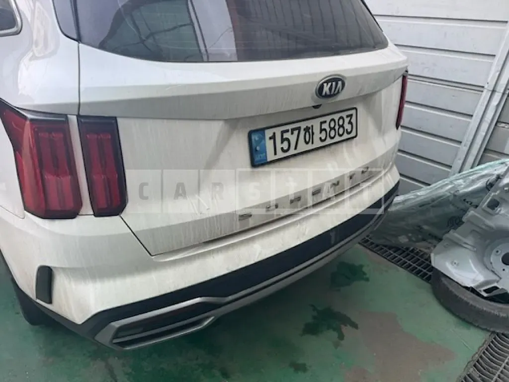 Photo 2 of 15: 2021 Kia Sorento — Korean insurance auction