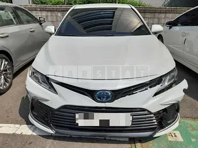 Photo 1 of 34: 2021 Toyota Camry Hybrid LE, VIN JTNBA1HKXN3005886 — Korean insurance auction