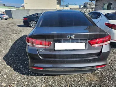 Photo 1 of 8: 2017 Kia K5, VIN KNAGS411BHA144052 — Korean insurance auction