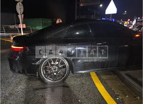Photo 2 of 2: 2018 Mercedes-Benz E220d Coupe — Korean insurance auction