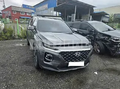 Photo 1 of 21: 2019 Hyundai Santa Fe — Korean insurance auction