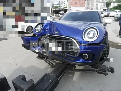 Photo 1 of 10: 2020 MINI Cooper Clubman — Korean insurance auction