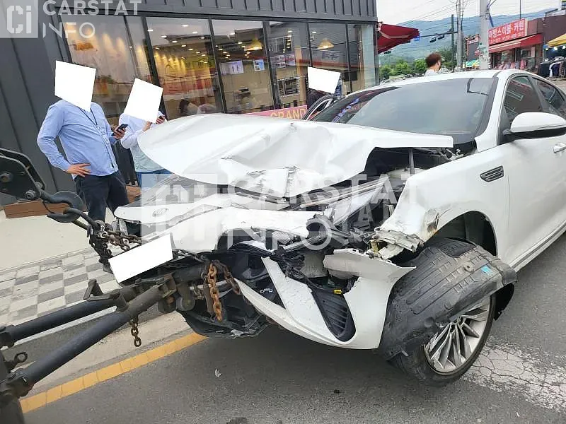 Photo 2 of 9: 2018 Kia K5, VIN KNAGU411BKA260867 — Korean insurance auction