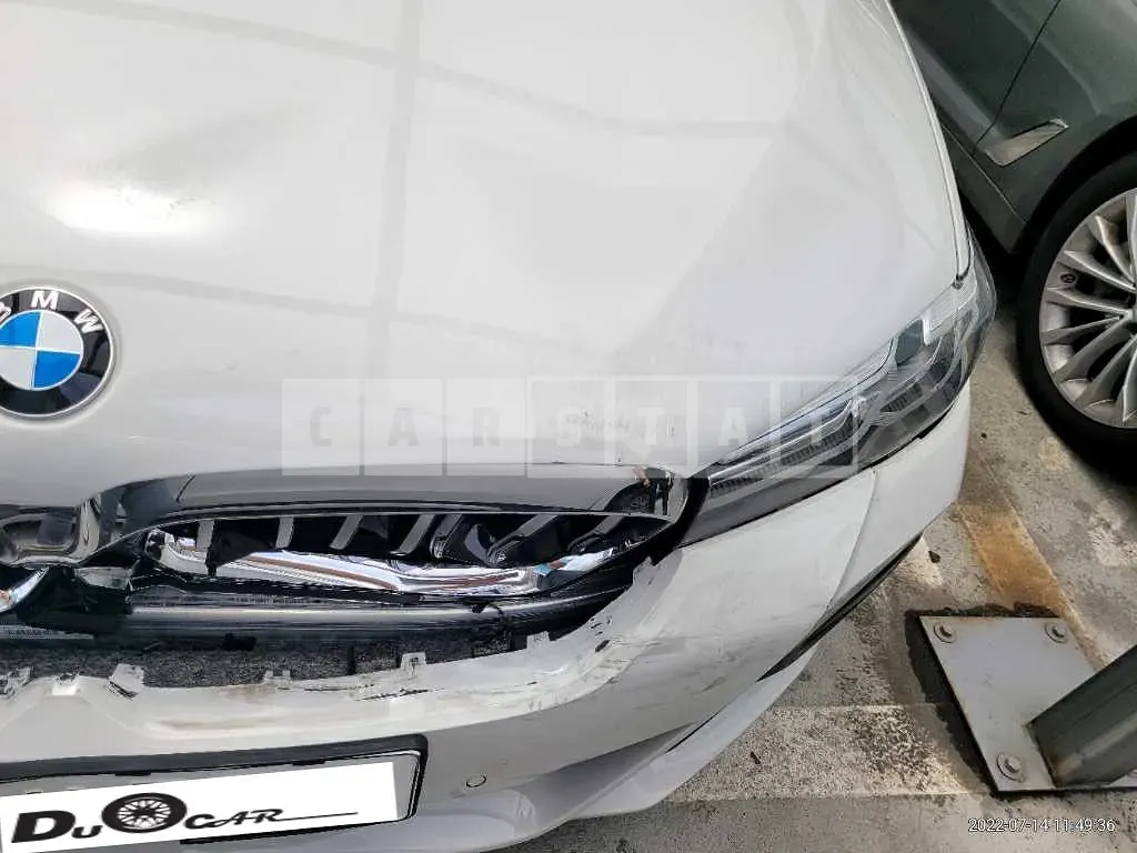 Photo 2 of 24: 2022 BMW 520i, VIN WBA11BH07NCH74477 — Korean insurance auction