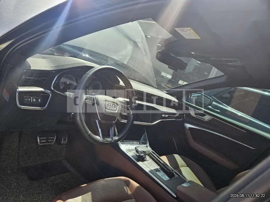 Photo 2 of 23: 2020 Audi A6 40 TDI — Korean insurance auction