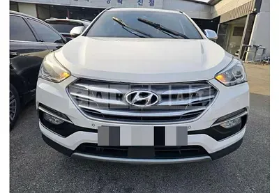Photo 1 of 33: 2016 Hyundai Santa Fe DM, VIN KMHSW81UBHU729701 — Korean insurance auction