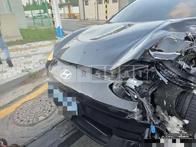 Photo 1 of 5: 2022 Hyundai IONIQ 6 Long Range AWD — Korean insurance auction