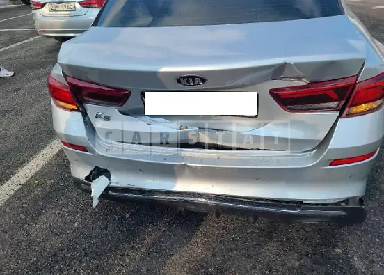 Photo 2 of 4: 2019 Kia K5, VIN KNAGU416BKA280842 — Korean insurance auction