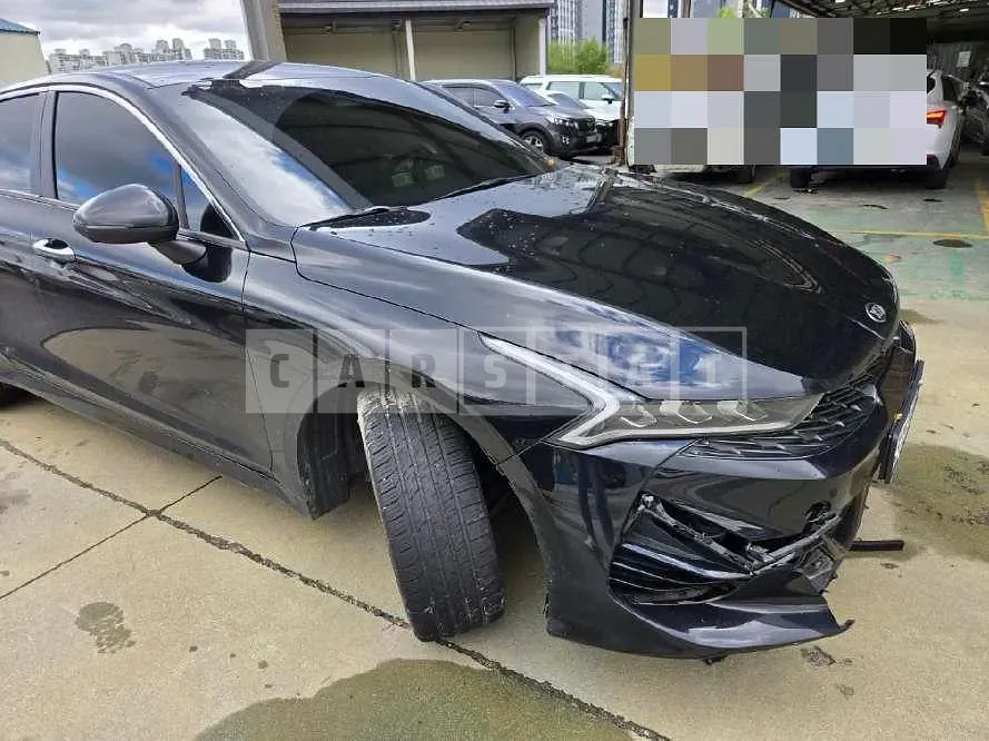 Photo 2 of 21: 2020 Kia K5 — Korean insurance auction