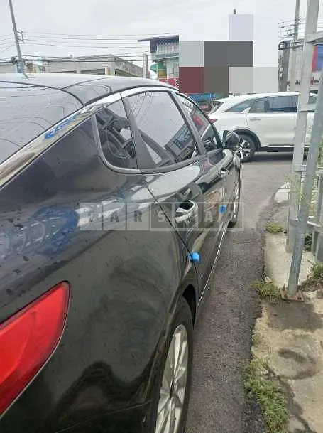 Photo 2 of 9: 2017 Kia K5 LPI — Korean insurance auction