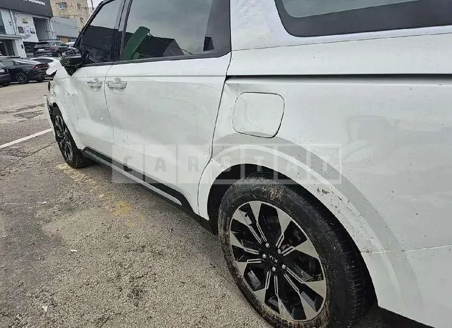 Photo 2 of 14: 2020 Kia Carnivals — Korean insurance auction