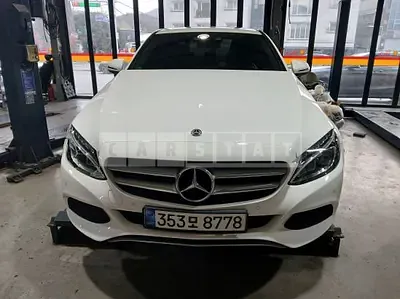 Photo 1 of 25: 2018 Mercedes-Benz C220 d — Korean insurance auction