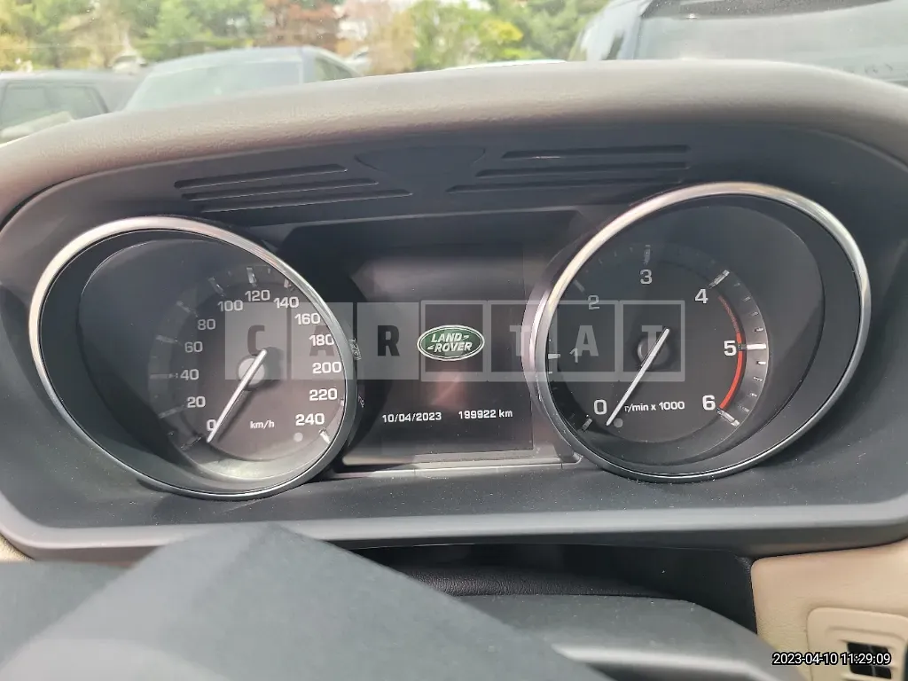 Photo 2 of 37: 2015 Land Rover Range Rover Sport, VIN SALWA2KF8FA535271 — Korean insurance auction