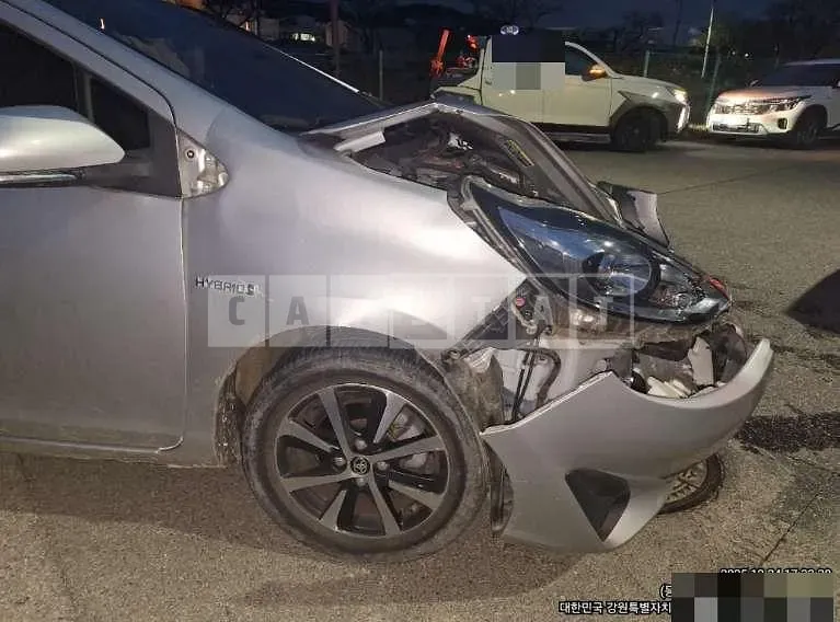 Photo 2 of 6: 2020 Toyota Prius C — Korean insurance auction