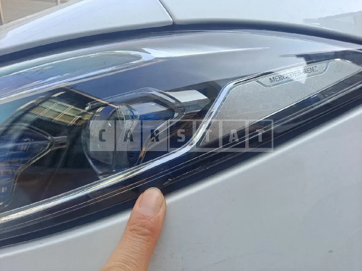 Photo 3 of 3: 2018 Mercedes-Benz (parts) CLS400 d Headlamp And Wheels, VIN WDD2J2DB4KA003709 — Korean insurance auction