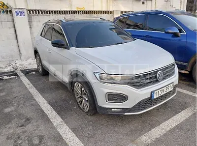 Photo 1 of 36: 2022 Volkswagen T-Roc 2.0 TDI, VIN WVGZZZA1ZNV052095 — Korean insurance auction
