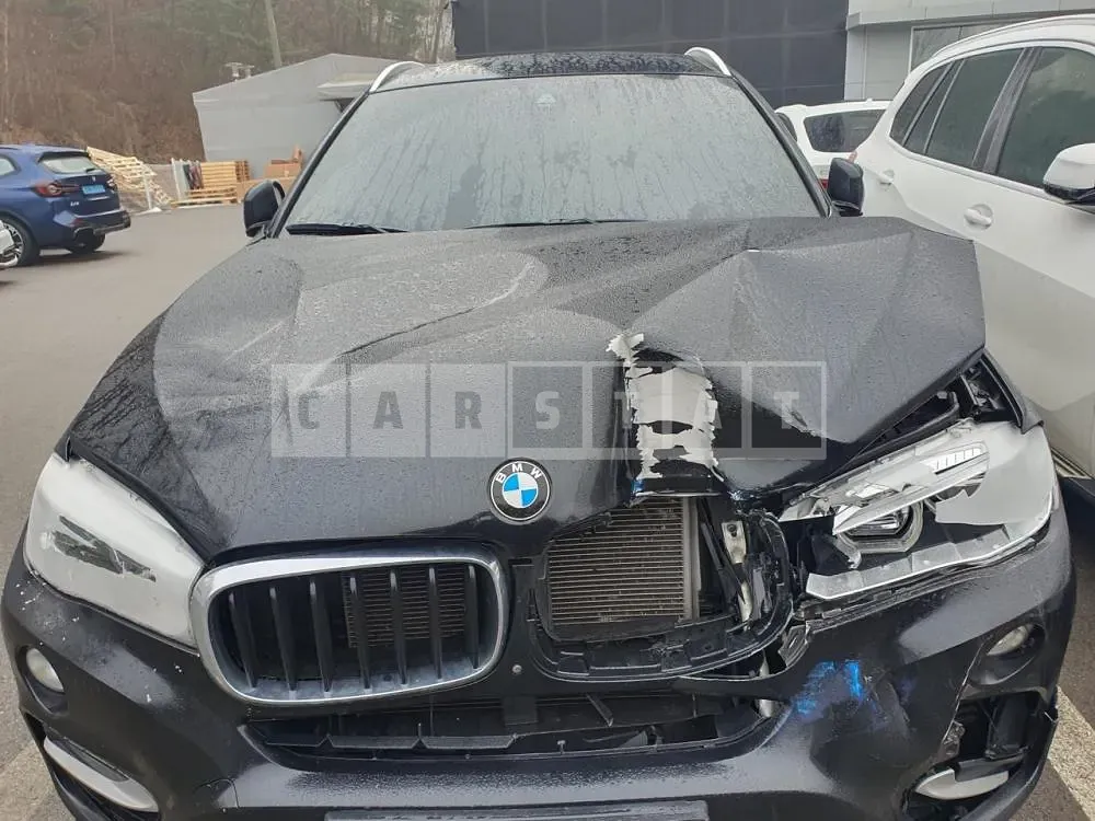 Photo 2 of 37: 2017 BMW X6 xDrive 30d, VIN WBAKV2100H0V41613 — Korean insurance auction