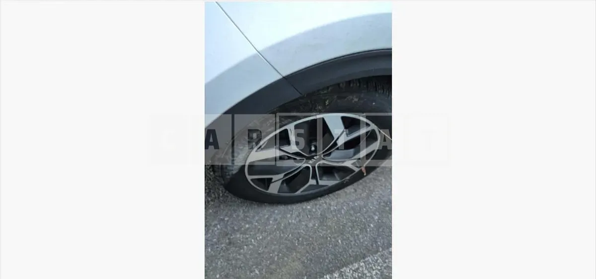Photo 2 of 16: 2019 Kia Sportage — Korean insurance auction